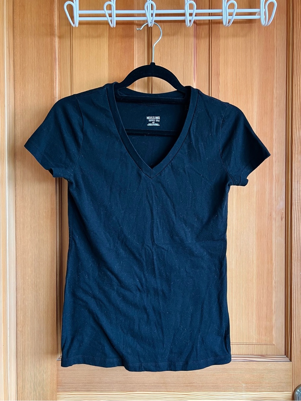 Mossimo Supply Co. Women’s Black V-Neck Short Sleeve Tee